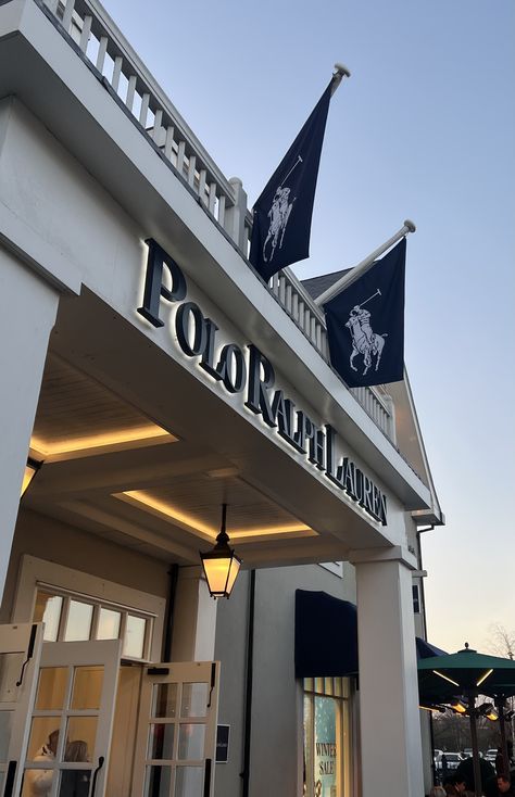 Ralph Lauren, 📍Bicester Village Ralph Lauren Designer, Ralph Lauren Hamptons, Polo Ralph Lauren Store, Polo Ralph Lauren Wallpaper, Polo Ralph Lauren Aesthetic, Ralph Lauren Wallpaper, Preppy Looks, Ralph Lauren Aesthetic, Bicester Village