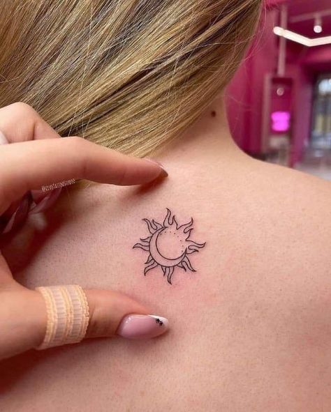 Soft Soul Tattoo, Daisy Moon Tattoo, Sun And Moon Tattoo, Tato Henna, Small Pretty Tattoos, Writing Tattoos, Petite Tattoos, Small Hand Tattoos, Classy Tattoos