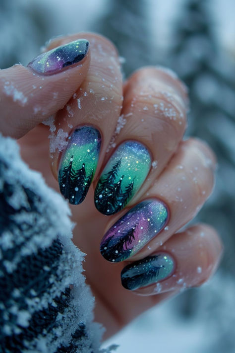 Northern Lights: Nail Art For Winter Northern Light Inspired Nails, Northern Lights Inspired Nails, Aurora Borealis Nails Design, Aurora Gel Nails, Northern Light Nail Art, Iceland Nails Designs, Green Blue Ombre Nails, Northern Lights Nail Designs, Aurora Borealis Nail Art