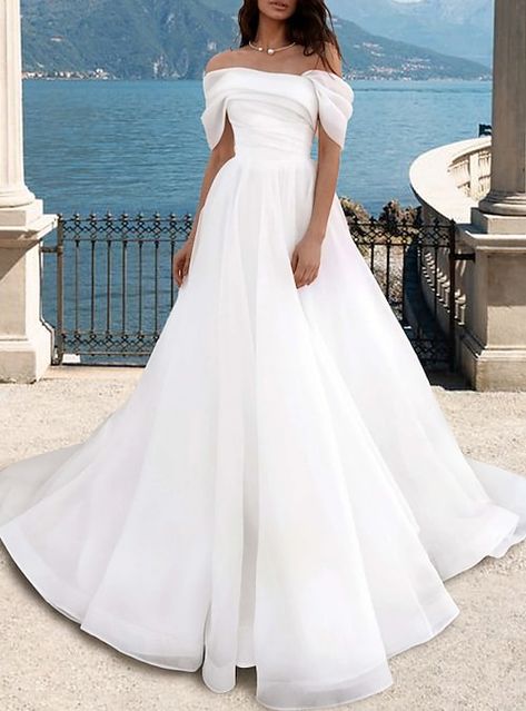 Classy Simple Wedding Dress, Budget Wedding Dress, Aisle Ideas, Casual Wedding Dresses, Casual Beach Wedding Dress, Organza Bridal, Wedding Dresses A Line, Makeup Images, Beach Wedding Dresses