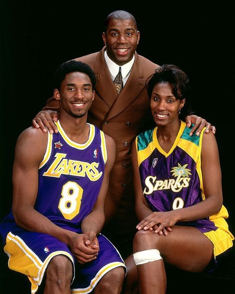 LakersBackInTime16x on Instagram: “Kobe, Magic Johnson & Lisa Leslie (1998) All-Star weekend #mambamondays #kobebryant #mambamentality #blackmamba #nba #hoops #lakers…” Lisa Leslie, Kobe Bryant Quotes, Kobe And Gigi, Mamba Forever, Rip Kobe, Kobe Bryant Poster, Kobe & Gigi, Kobe Bryant Family, Kobe Bryant Nba