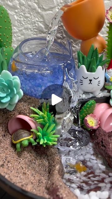 Make It Mini Verse, Miniverse Display Ideas, Mini Brands Display Diy, Miniverse Remix Ideas, Plants And Candles, Miniature Products, Mini Verse, Mini Waterfall, Mini Aquarium