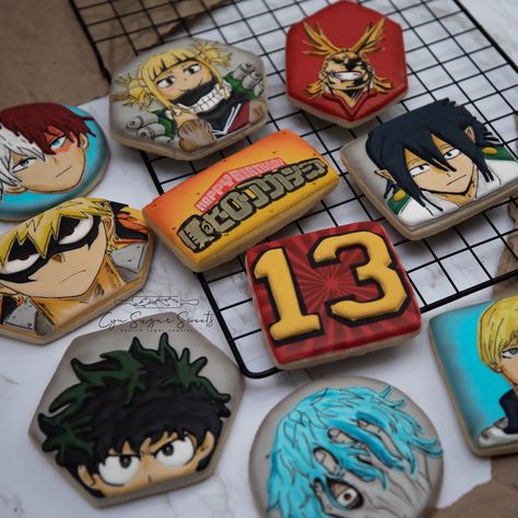 My hero academia custom sugar cookies My Hero Academia Birthday Party Ideas, Mha Cake, Sugar Cookies Birthday, Aurora Cake, Anime Cookies, Birthday 13, Humor Otaku, Custom Sugar Cookies, Cookies Birthday