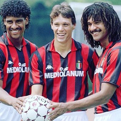 The famous Dutch trio at Ac Milan #vanbasten #gullit #rijkaard #acmilan #milan #vintage #vintagefootball #sansiro #dutch #dutchfootball #holland #netherlands #retroadidas #90sfootball #italianfootball #italy #seriea #calcio #footballitalia #retro #football #footballplayer #soccer #soccerjersey Frank Rijkaard, Ruud Gullit, Marco Van Basten, Van Basten, Soccer Pro, Milan Ac, Milan Football, Sporting Legends, Legends Football