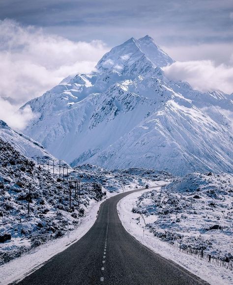 There's no road like the road to Mount Cook, what a shot by @rachstewartnz . . . #newzealand #newzealandguide #mountcook | Instagram Lake Wakatipu, Mount Cook, New Zealand Landscape, Travel Content, Beautiful Places On Earth, Queenstown, Crystal Clear Water, Most Beautiful Places, Travel Dreams