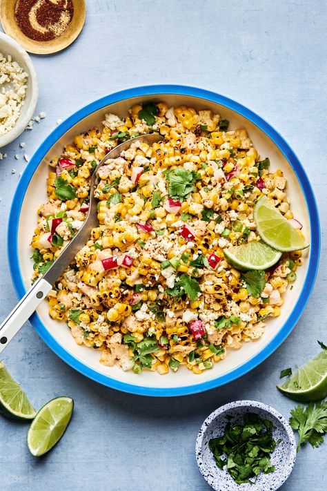 This Mexican corn salad recipe takes the flavors of elote — fresh sweet corn, lime juice, cojita cheese, and creamy dressing — and turns them into a beautiful summer salad. Mexican Corn Salad Recipe, Cold Corn Salad, Corn Salad Recipe Easy, Cojita Cheese, Bbq Side Dish Recipes, Easy Corn Salad, Street Corn Salad, Corn Salad Recipe, Fresh Corn Salad