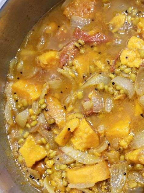 Mung Bean Curry, Bean Curry Recipe, Baked Sweet Potato Slices, Sweet Potato Varieties, Curry Vegetarian, Most Nutritious Vegetables, Sweet Potato Soup Vegan, Bean Curry, Stew Soup