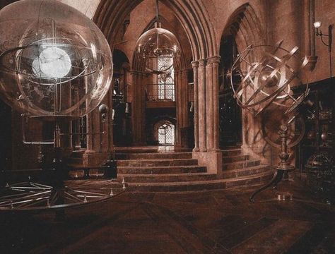 Harry Potter Astronomy Tower Aesthetic, Hogwarts Astronomy Tower Aesthetic, Astronomy Tower Aesthetic, Harry Potter Astronomy Tower, Astronomy Tower Hogwarts, Harry Potter Astronomy, Hogwarts University, Astronomy Tower, Hogwarts Shifting