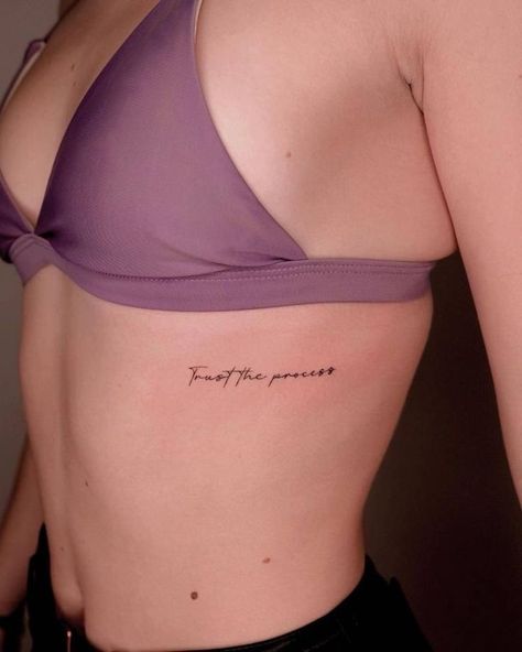 For Always Tattoo, Tattoo Minimalista Feminina, Trendy Tattoos For Women, Tattoo Words Ideas, Fine Line Lettering, Discrete Tattoo Placement, Unforgettable Tattoo, Tattoo New York, Couple Wrist Tattoos