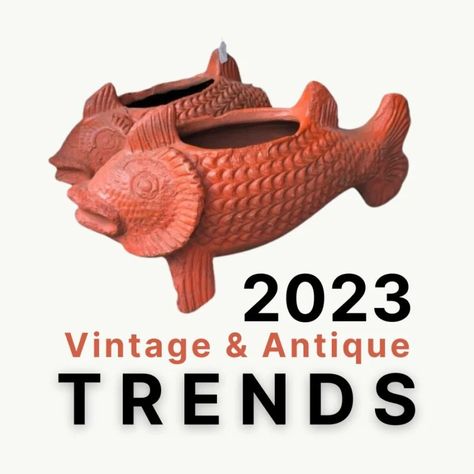 Decorating Trends 2023, Vintage Markets Display, Flea Market Displays, Vintage Market Booth, Mall Ideas, Antique Knowledge, Vintage Booth Display, Vendor Booth Display, Antique Booth Displays