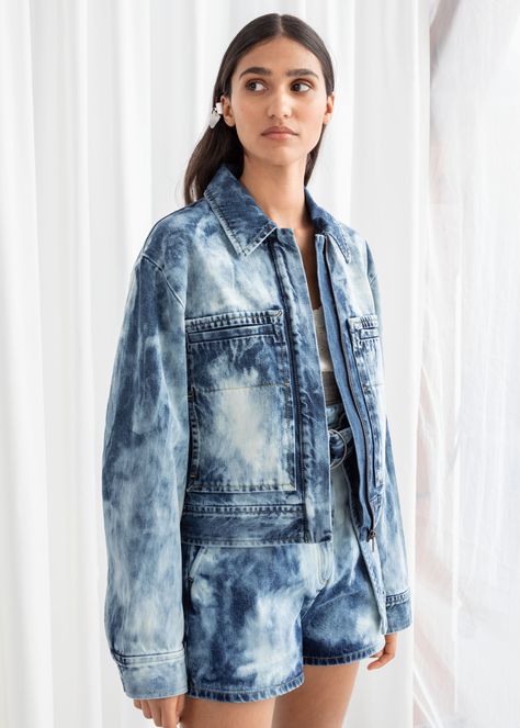 Tie Dye Organic Cotton Denim Jacket - Tie Dye - Denimjackets - & Other Stories Roll Jeans, Denim Washes, Denim Set, Lined Denim Jacket, Tie Dye Denim, Denim Inspiration, City Fashion, Custom Jeans, Denim Ideas