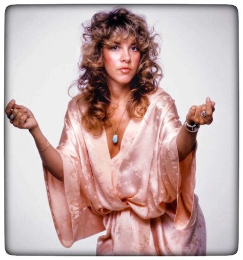 Rumours Album, Twitter Layout, Buckingham Nicks, Stevie Nicks Style, Stephanie Lynn, Ancient Queen, Stevie Nicks Fleetwood Mac, This Is Your Life, Inspo Pics