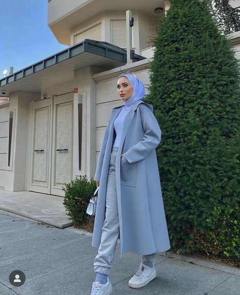 School Hijab, Blue Hijab, Muslim Style, Modest Fashion Hijab, Muslim Outfits Casual, Hijabi Fashion Casual, Hijabi Style, Hijabi Outfits Casual, Muslim Fashion Dress