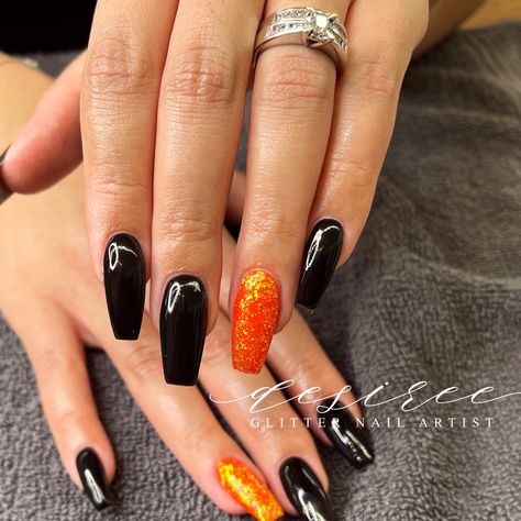 Halloween Nail Designs Black And Orange, Black Nail Art Halloween, Black N Orange Nails, Halloween Gel Polish Nails, Orange Glitter Halloween Nails, Simple Halloween Nail Designs Almond, Black Purple Orange Nails, Black Orange And Purple Nails, Halloween Nails Acrylic Black