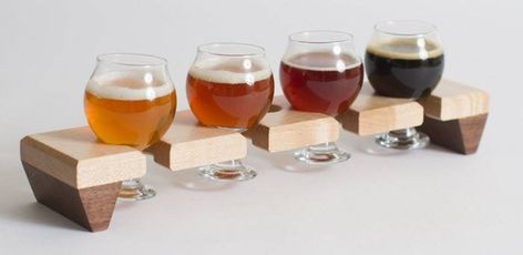 79 Beer Gift Ideas For Him – Creative Choices For Every Beer Lover | Food For Net Beer Sampler Tray, Beer Flight Paddle, Flight Boards, Beer Sampler, Beer Basket, Basket Gift Ideas, Beer Caddy, Brewery Design, Beer Flight