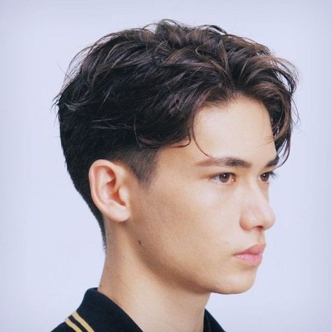 Perm Hair Men, Bangs Haircut, Haircut Selfie, Photo Hijab, Korean Men Hairstyle, Asian Man Haircut, Mens Haircuts Short Hair, Asian Haircut, Asian Men Hairstyle