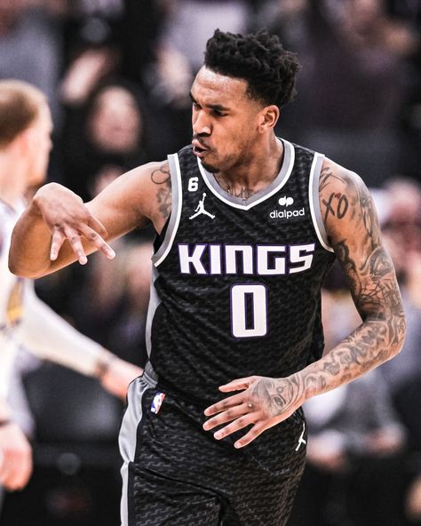 Monk Wallpaper, Malik Monk, Kings Basketball, Nba Wallpapers, Basketball Clothes, Nba Pictures, Sacramento Kings, Fan Girl, Jdm Cars