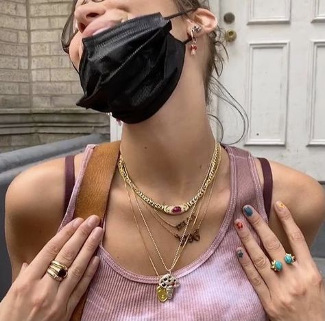 Kendall Style, Instagram Jewelry, Rings Necklace, Punk Jewelry, Classy Jewelry, Stacked Jewelry, Layered Jewelry, Bling Rings, Jewelry Inspo