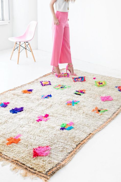 Girls Playroom, Giveaway Alert, Studio Diy, Boho Deco, A Rug, Moroccan Decor, Living Room Area Rugs, Carpet Colors, Vintage Moroccan Rugs