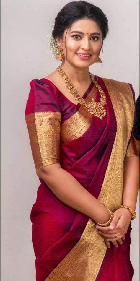 Actress Sneha In Silk Saree, Sneha Saree Photos, Sneha Prasanna Saree, Saree Celebrity, Sneha Saree, Sneha Prasanna, Marriage Photo, Deeksha Seth, Bridal Jewellry