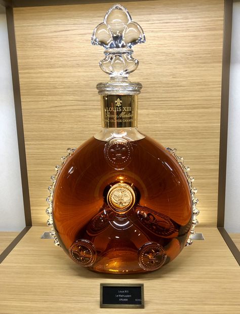 Louis XIII Cognac @ Harrods - Knightsbridge Expensive Liquor Bottles, Expensive Alcohol Aesthetic, Cool Liquor Bottles, Expensive Alcohol, Luxury Liquor, Luxury Alcohol, Brown Liquor, Expensive Whiskey, Louis Xiii Cognac