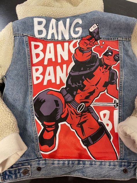 Jeans Jacket Painting Ideas Aesthetic, Jean Jacket Painting Ideas, Freetime Activities, Painted Clothes Diy, Hand Painted Denim Jacket, Painted Denim Jacket, Painted Jacket, Custom Jeans, Painted Jeans