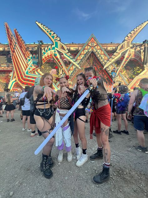 Lost Lands Festival Outfit, Lost Lands Outfit, Lost Lands Festival, Lost Lands, Rave Fits, Festival Vibes, Rave Outfits, Party Girls, Festival Outfit