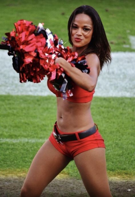 Buccaneers Cheerleaders, Sport Quotes, Nfl Cheerleaders, Tampa Bay Buccaneers, Geneva, Tampa Bay, Cheerleading, Tampa, Nfl