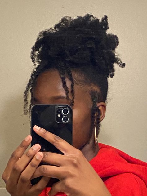 Natural Hairstyles For Black Women 4c Twist Outs, 4c Afro Puff Hairstyles, Puff 4c Hairstyles, Twist Out Puff Natural Hair, 4c Hair Puff Styles, 4c High Puff Hairstyles, Twist Bangs Hairstyle Natural Hair, Afro Puff With Bangs, Hairstyles For Twist Outs