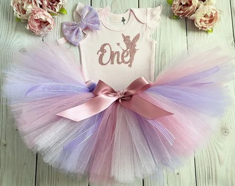 StrawberrieRose - Etsy Fairy Birthday Outfit, Birthday Outfit For Baby Girl, Whimsical First Birthday, Unicorn Cake Smash, Fairy Birthday Cake, Cake Smash Theme, First Birthday Outfit Girl, 1st Birthday Cake Smash, First Birthday Outfit