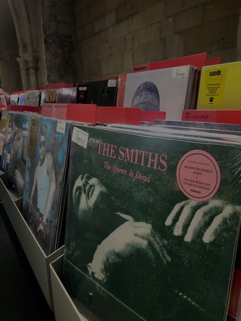 Records Aesthetic, Bigmouth Strikes Again, Vinyl Aesthetic, Empire Records, The Queen Is Dead, Old Records, Recipe Dinner, Diy Recipe, The Smiths