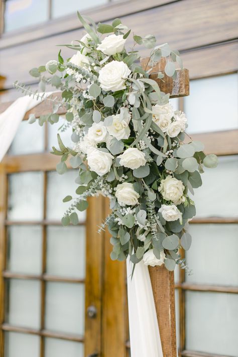 Arbour Flowers Floral Arrangements, Floral Ceremony Arch, Wedding Floral Arbor, Wedding Flowers On Arbor, Wedding Flowers On Arch, Wedding Flowers For Arch, Flowers On Wedding Arch, White Arch Flowers Wedding, Wedding Arch With White Flowers