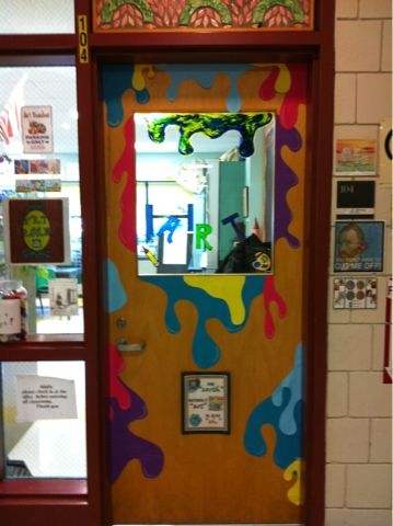 Oh, if only our school system would let us do something like this. I'm totally doing this on the doors inside my room, though! Art Room Rules, Art Classroom Organization, Art Room Doors, Art Room Posters, Art Classroom Management, Classe D'art, Elementary Art Rooms, Art Classroom Decor, Pinterest Art