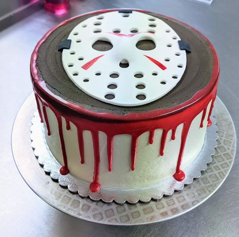 Jason Cake Friday The 13th, Jason Voorhees Cake, Jason Themed Birthday Party, Friday The 13th Birthday Cake, Horror Movie Cakes Birthdays, Friday The 13th Cake, Horror Movie Birthday Cake, Horror Cakes, Horror Movie Cake