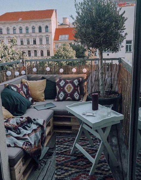 40 Romantic Balconies Ideas You Should Know Balcony, home decor, open balcony, small garden Moderne Have, Balkon Decor, Green Terrace, Terrace Furniture, Small Terrace, Mediterranean Decor, Outdoor Balcony, Small Balcony Decor, Terrace Design