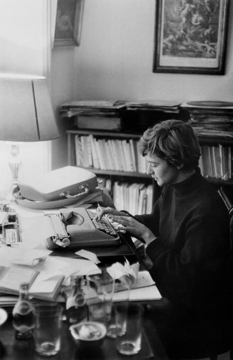 Francoise Sagan, Writer's Office, Writing Studio, Writers Desk, Woman Authors, Women Writers, Women Writing, Work Room, Writers And Poets