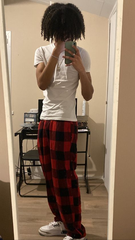 Black And Red Men Outfit, Lazy Guy Outfits, Pjs Outfits Men, Male Pajamas Aesthetic, Plaid Pajama Pants Men, Plaid Pants Men Outfit, Pajama Outfits For School, Bed Outfits, Pajama Pants Outfit