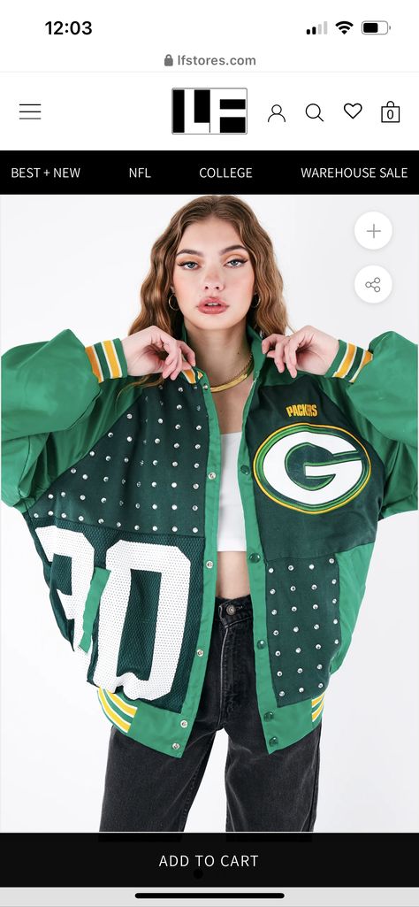 College Tailgate Outfit, Gameday Fashion, Reworked Clothes, Football Jersey Outfit, Reworked Clothing, Diy Denim Jacket, Tailgate Outfit, Diy Jacket, Nfl Outfits