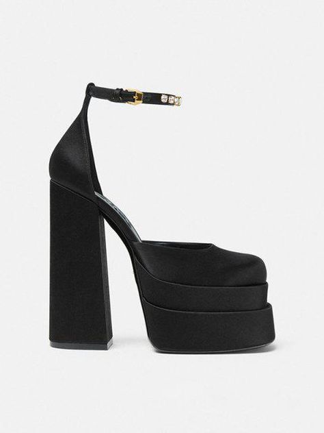 [39% OFF] 2022 Pair Of Satin Platform Chunky Heels Ankle Strap Pumps In BLACK | ZAFUL Thick Bottom Sandals, Luxury Wedding Shoes, Platform Dress Shoes, Versace Heels, Heels Designer, High Heel Dress Shoes, Extreme High Heels, High Heel Dress, Square Toe Sandals