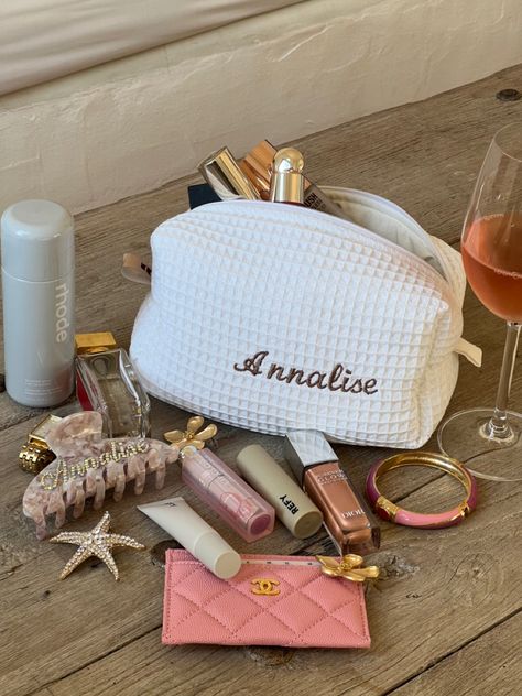 All my favourite products at the moment! They just all happen to be cute, sparkly and pink! Check out my favourite summer products below 🧿🐚🌊🌺 Skincare Bag, La Summer, Off White Bag, Instagram Branding Design, Bags Makeup, Personalized Cosmetic Bags, Personalized Makeup Bags, Bridesmaid Bags, Waffle Fabric