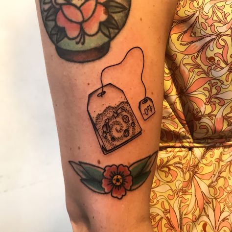 Yea Bag Tattoo, Sweet Tea Tattoo, Tea Tattoo Ideas, Tea Bag Tattoo, Teabag Tattoo, Creepy Cute Tattoo, Cosmic Tattoo Ideas, Bags Tattoo, Tea Tattoos