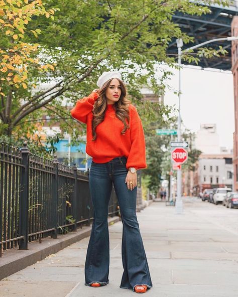 Give me oversized $20 sweaters  some chilly weather and youve got one happy gal!  todays post live on this affordable sweater  similar cheap sweaters for fall! Or shop: http://liketk.it/2sZUY #liketkit @liketoknow.it #LTKunder50 : @brianjgreen_ #nycblogger #wiw #ootd #nycstreetstyle Fall Fashion Nyc, Fashion Quotes White, Nyc In The Fall, Ways To Style A Sweater, Nyc Fall Fashion, Nyc Fashion Fall, How To Wear A Beret, Fall Nyc, Brooklyn Style