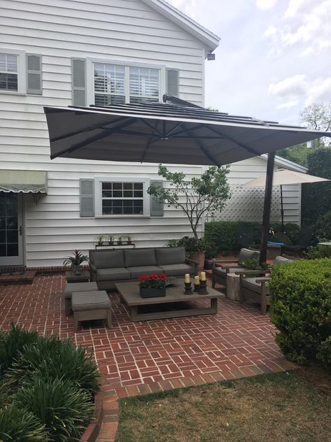 Square Multi Vent Patio Umbrella Umbrella Patio Ideas Backyards, Large Outdoor Patio Umbrellas, Umbrella On Patio, Corner Umbrella Patio, Large Umbrella For Patio, Patio With Umbrella Ideas, Offset Umbrella Patio Ideas, Deck Umbrella Ideas, Minimal Courtyard