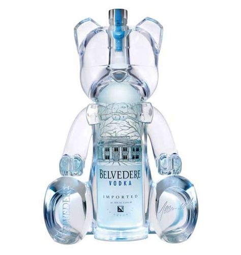 Belvedere Bear Vodka (a special limited edition bottle) designed by Jean-Roch. Expensive Vodka, Luxury Vodka, Polish Vodka, Belvedere Vodka, Vodka Brands, Premium Vodka, Vip Room, Alcohol Bottles, Liquor Bottles