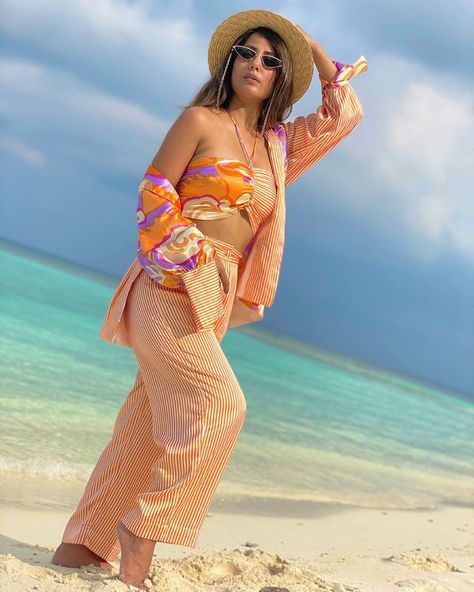 hina khan, hina khan hot, hina khan latest pics, hina khan pics, hina khan boyfriend, hina khan age, hina khan instagram, hina khan net worth, celebrity style, Maldives Trip, Maldives Vacation, Hina Khan, Straight Fit Pants, Instagram Beach, Lakme Fashion Week, Beach Baby, Beach Poses, Co Ord Set