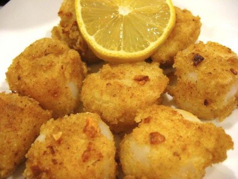 Breaded Scallops Recipe, Breaded Scallops, Grilled Scallops Recipe, Winter Farmers Market, Seafood Scallops, Wassail Recipe, Fried Scallops, Scallops Recipe, Baked Scallops