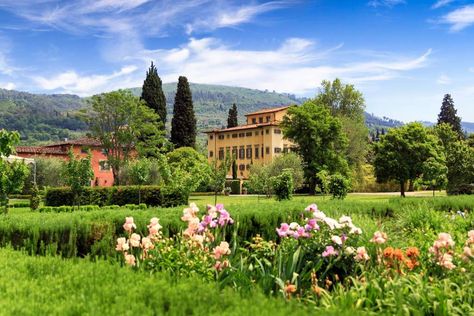 Villa La Massa Review – Travel Curator Hotels In Tuscany, Lake Como Villas, Chianti Wine, Writing Photos, Tuscany Villa, Arno River, Tuscan Villa, Wine Region, Lake Como