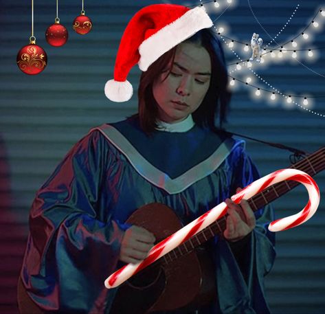 Mitski Christmas Pfp, Mitski Christmas, Mitski Pfp, Celebrating Christmas, Song Artists, Christmas Icons, Favorite Song, Screen, Celebrities