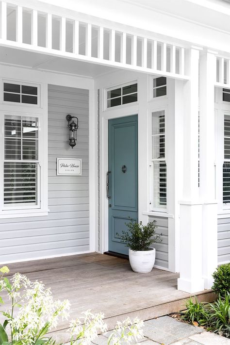 Hamptons Exterior, 1950s Cottage, Weatherboard Exterior, Weatherboard Cottage, Hamptons House Exterior, Hamptons Farmhouse, Hamptons Interior, Hamptons Cottage, Coastal Exterior