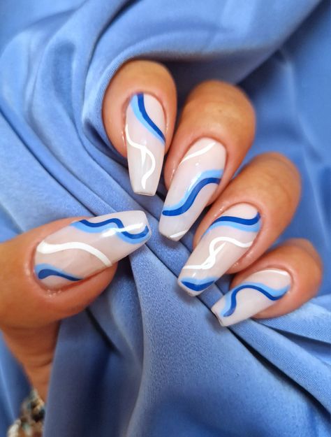 Blue Swirl Nails, Cruise Nails, Swirl Nails, Fancy Nails Designs, Gel Nails Diy, Blue Nail Art, Blue Swirl, Really Cute Nails, Acrylic Nails Coffin Short